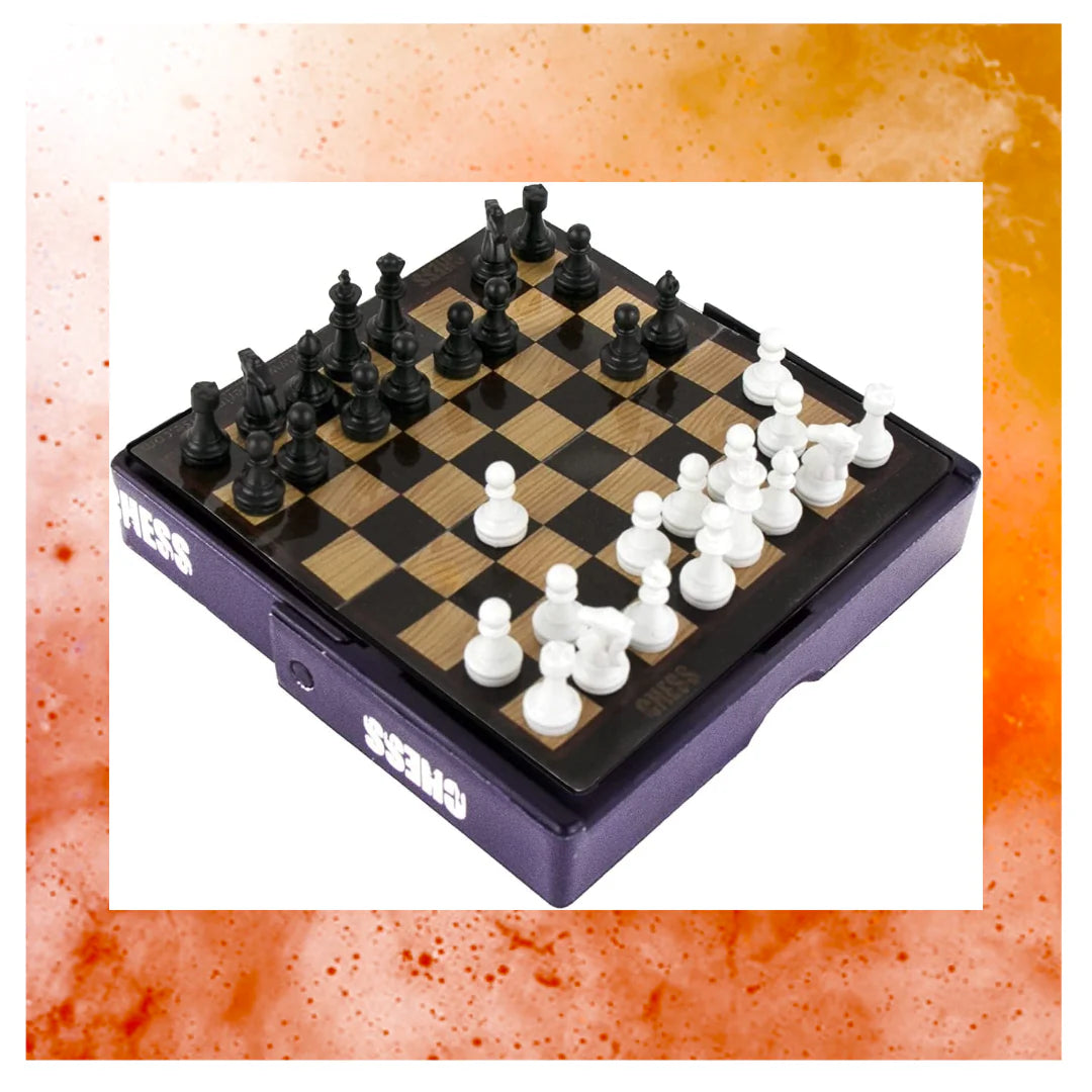 World's Smallest Ajedrez